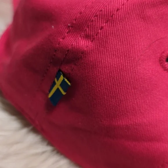 *NEW* pink Volvo hat - Picture 4 of 5